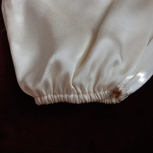 Vintage Cream Satin Pullover Hooded Sweatshirt.Size L - Picture 10 of 14